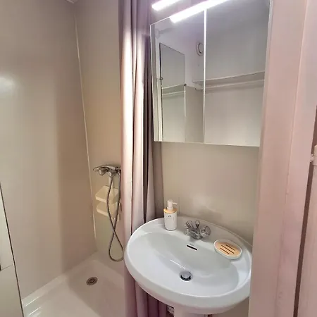 Daire Station Balneaire, 100 M & Commodites *